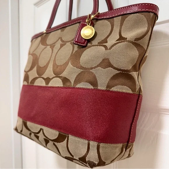 Coach Signature Jacquard Burgundy Sripe Tote With Leather Trim Y2K - Picture 4 of 12
